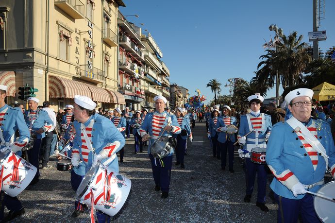 Ingrandisci la foto